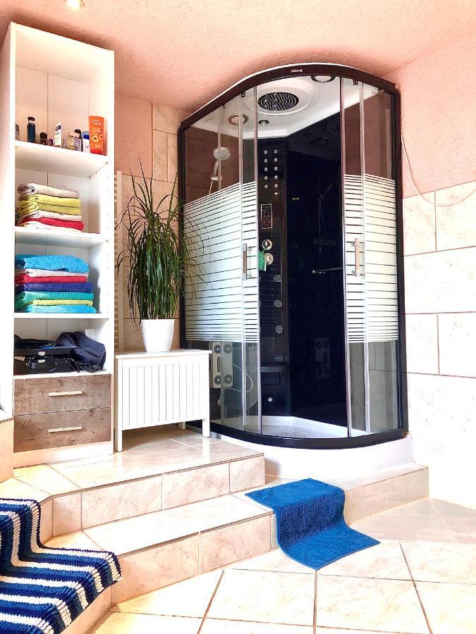 #World Ferienwohnung Schkeuditz Extérieur photo