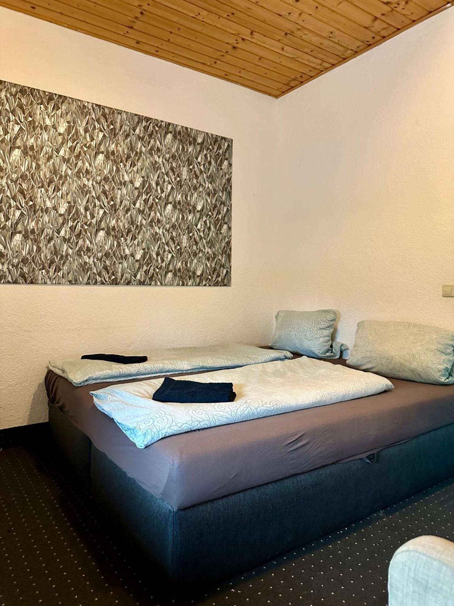 #World Ferienwohnung Schkeuditz Extérieur photo